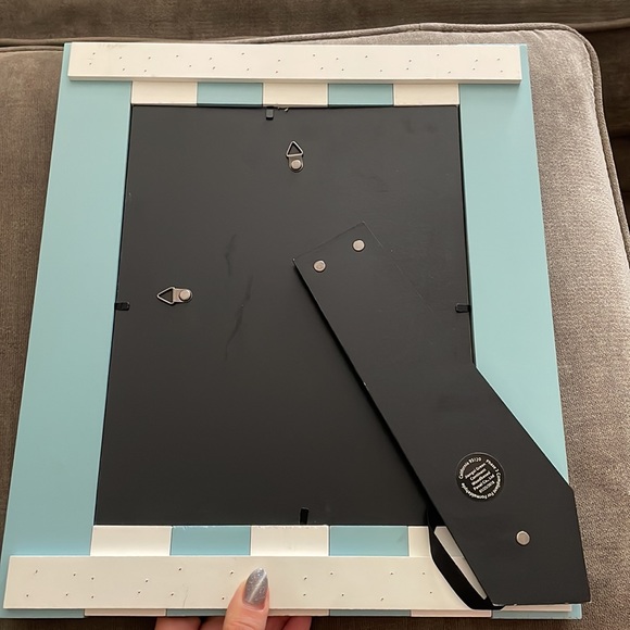 Stylish distressed wood frame - Picture 3 of 3